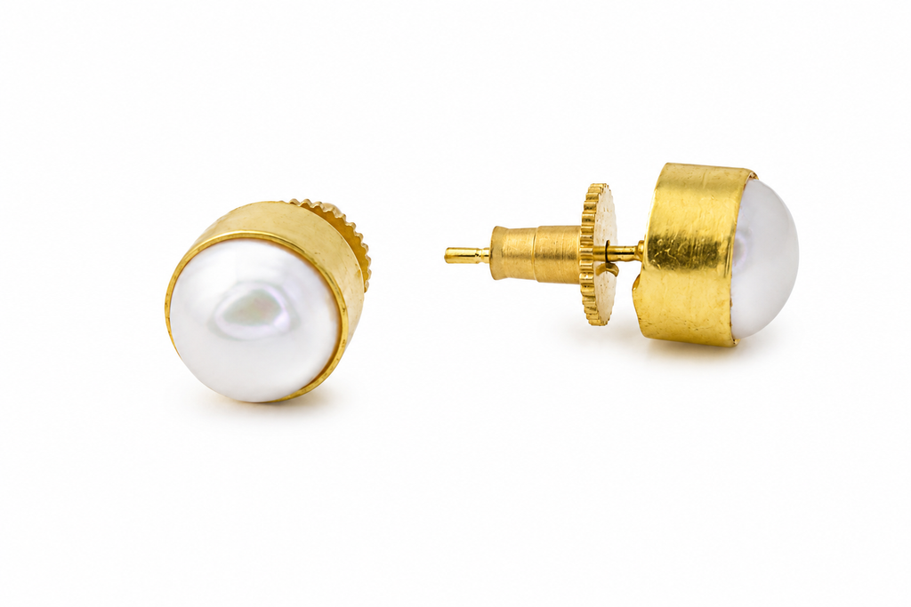 18k gold plated Freshwater Pearl Stud Earrings