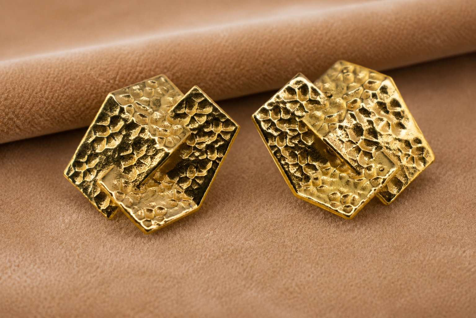 18K Gold Plated Textured Gold-Tone Stud Earrings