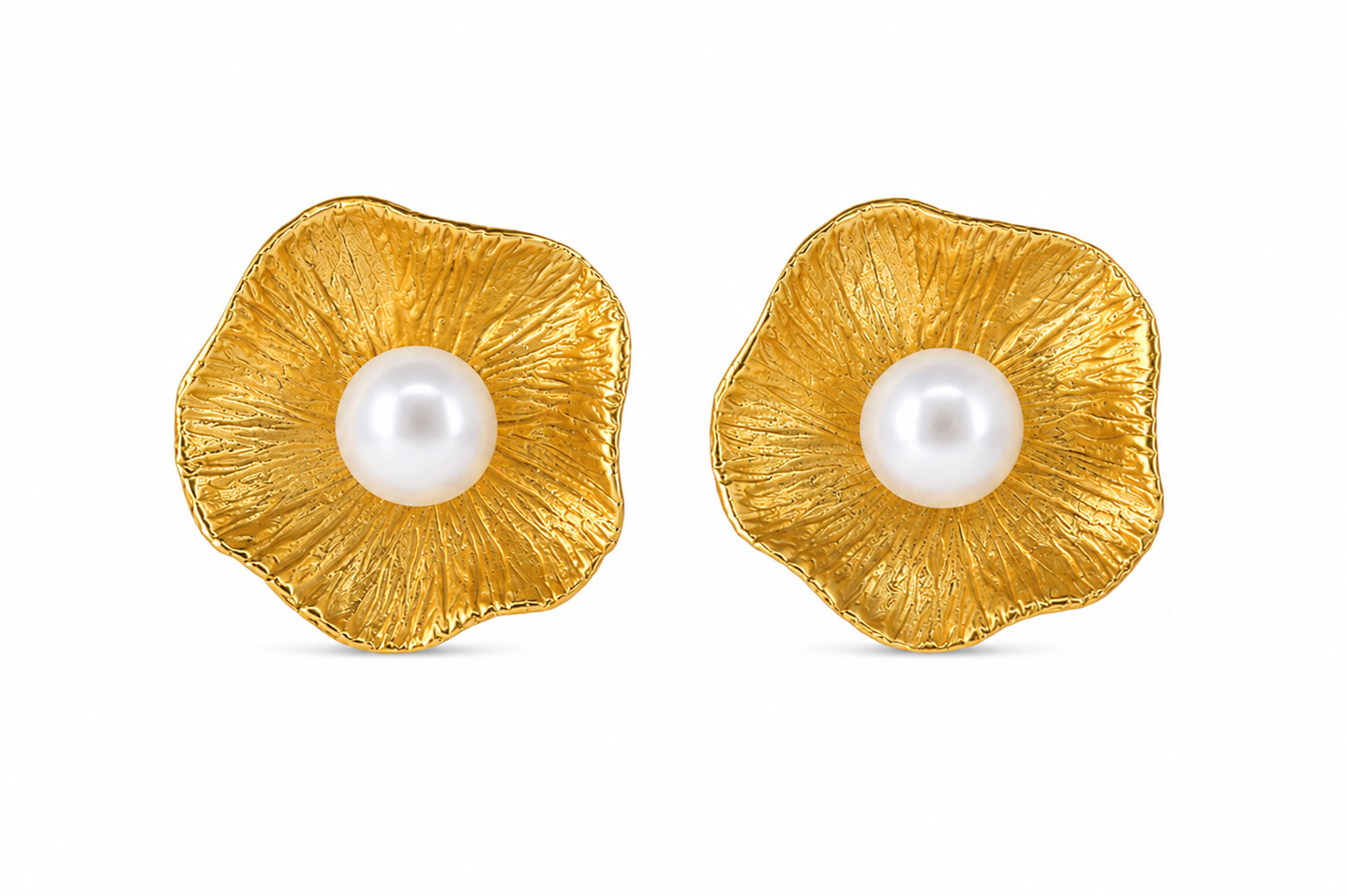 18KT Gold Plated Pearl Flower Stud Earrings