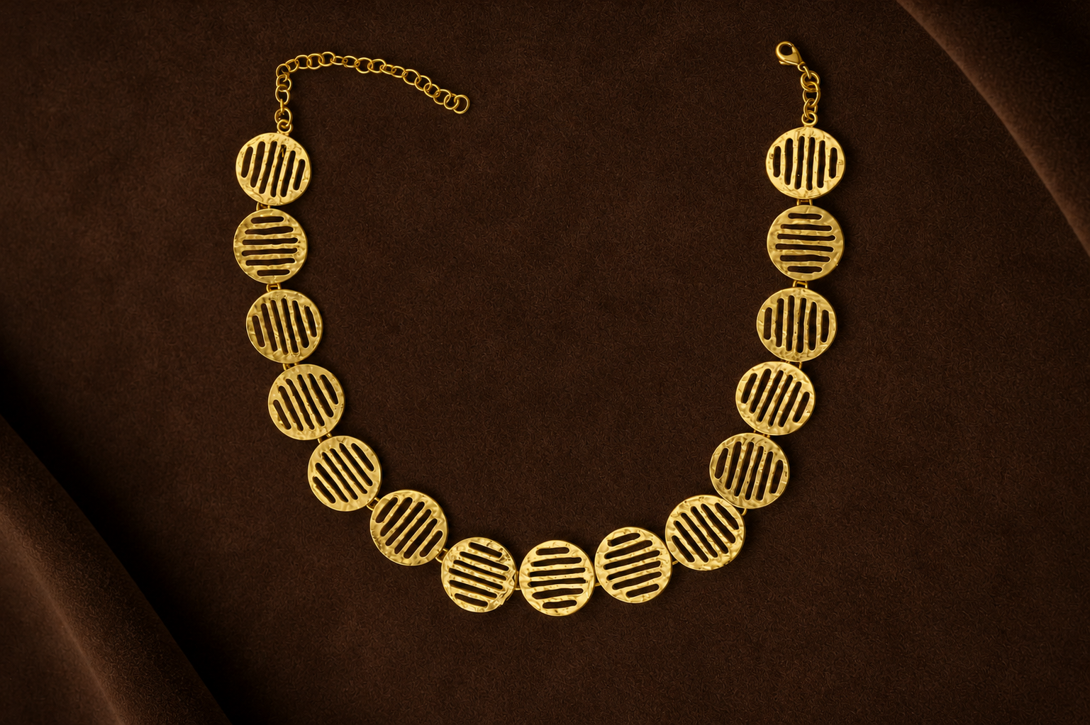 18KT Gold Plated Disc Choker Necklace