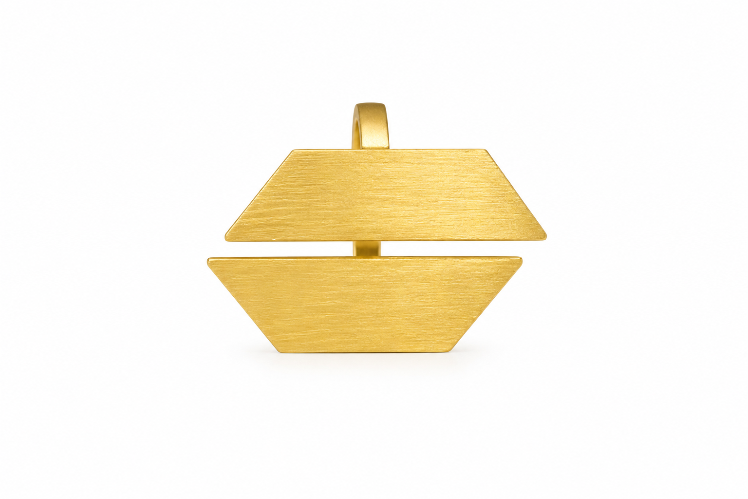Premium 18Kt Gold Plated finish with elegant matte texture.